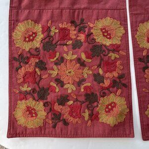Ridgefield Home Table Runner - Thumbnail 4